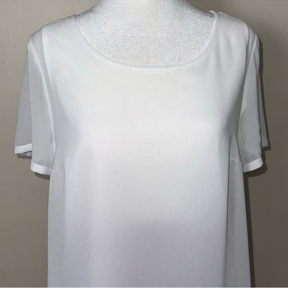DB M White Sheer Split Back Lightweight Polyester Short Sleeve Top - Picture 3 of 12